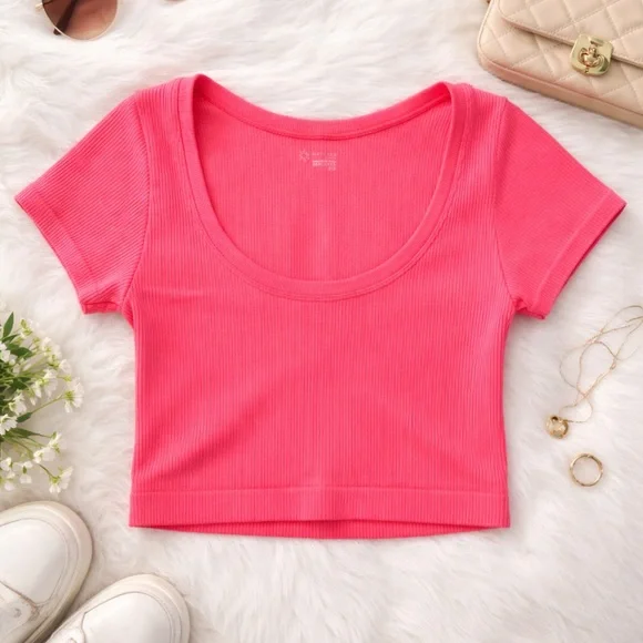 Offline by Aerie Pink Ribbed Crop Top Size Small Athletic Scoop Neck - Picture 2 of 5